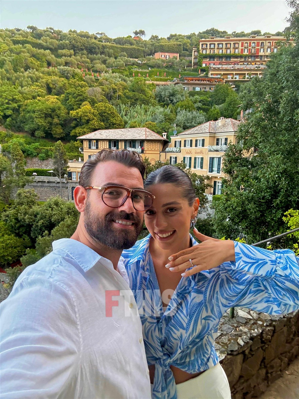 Νίκος Πολυδερόπουλος