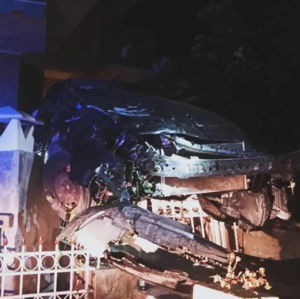 Καβάλα - αυτοκίνητο - προσγείωση Καβάλα - αυτοκίνητο - προσγείωση