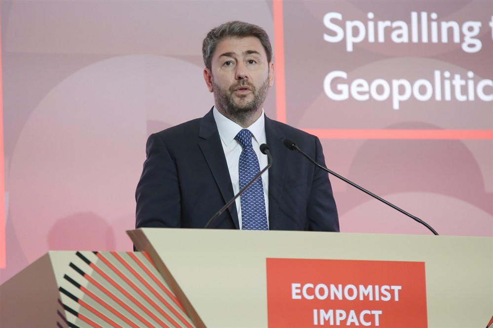 Ανδρουλάκης - Economist Ανδρουλάκης - Economist