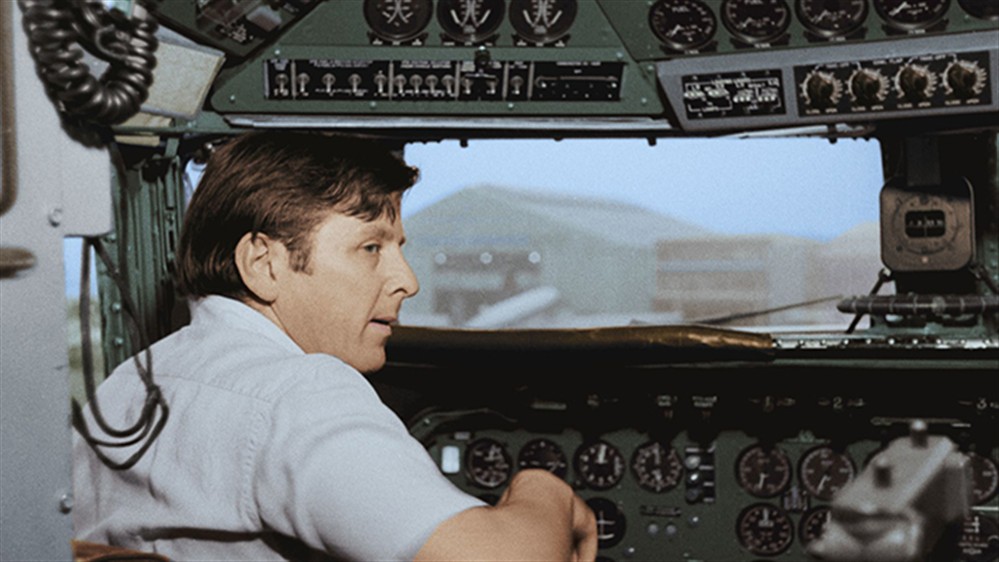 Ο ΑΝΘΡΩΠΟΣ ΤΗΣ ΚΑΡΠΑΖΙΑΣ - ΕΓΧΡΩΜΟ - ΑΝΤ1 - ΣΑΒΒΑΤΟ 21 ΟΚΤΩΒΡΙΟΥ - ΒΟΥΤΣΑΣ - ΣΑΠΟΥΝΤΖΑΚΗ - ΡΙΖΟΣ - ΚΑΛΟΓΕΡΟΠΟΥΛΟΥ Ο ΑΝΘΡΩΠΟΣ ΤΗΣ ΚΑΡΠΑΖΙΑΣ - ΕΓΧΡΩΜΟ - ΑΝΤ1 - ΣΑΒΒΑΤΟ 21 ΟΚΤΩΒΡΙΟΥ - ΒΟΥΤΣΑΣ - ΣΑΠΟΥΝΤΖΑΚΗ - ΡΙΖΟΣ - ΚΑΛΟΓΕΡΟΠΟΥΛΟΥ