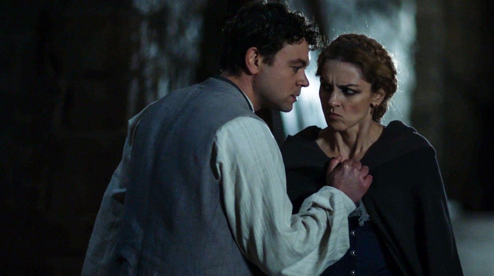 Η Μάγισσα Φλεγόμενη καρδιά Η Μάγισσα Φλεγόμενη καρδιά