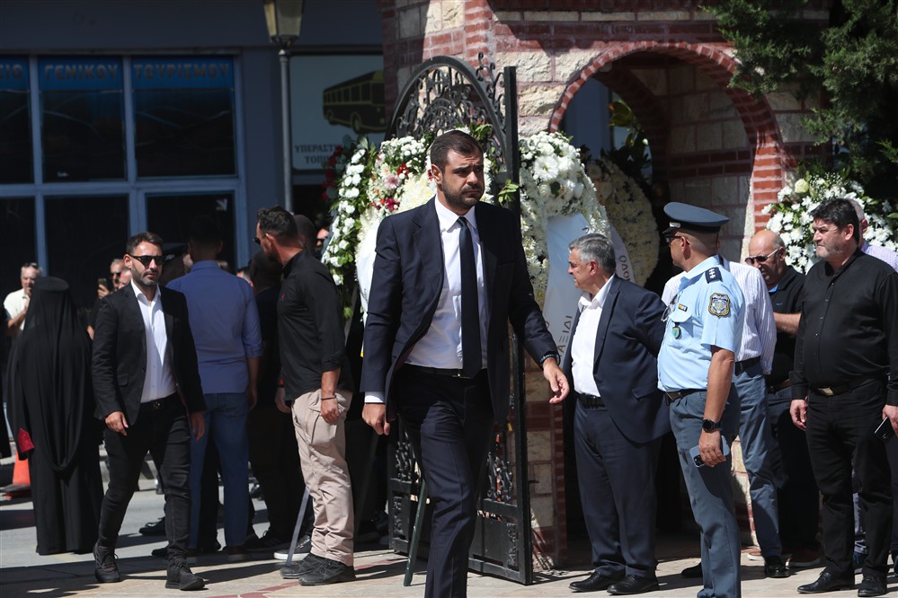 Κηδεία Απόστολου Βεσυρόπουλου Κηδεία Απόστολου Βεσυρόπουλου