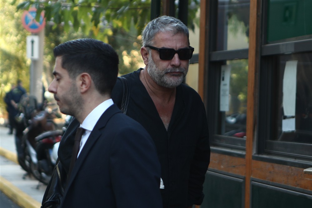 Βασίλης Μπισμπίκης