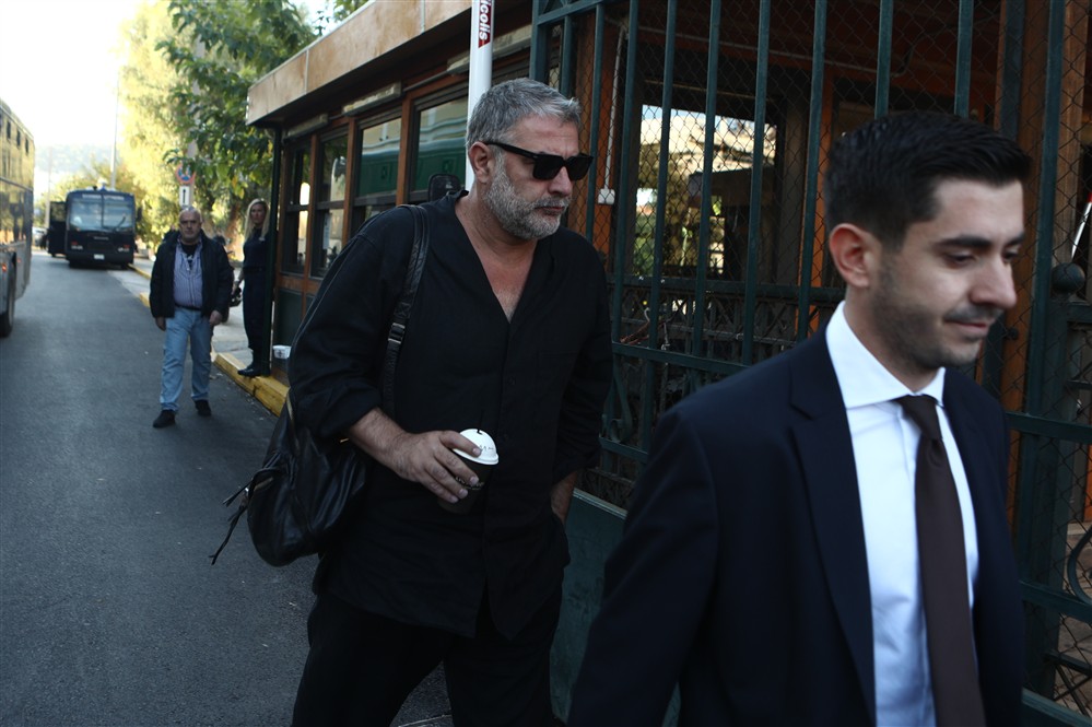 Βασίλης Μπισμπίκης