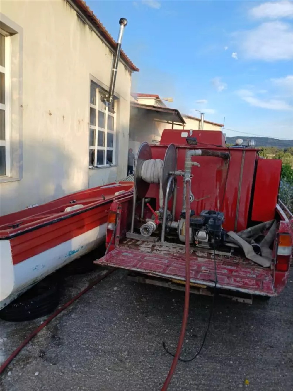 Λέσβος - φωτιά - σουπερ μαρκετ Λέσβος - φωτιά - σουπερ μαρκετ