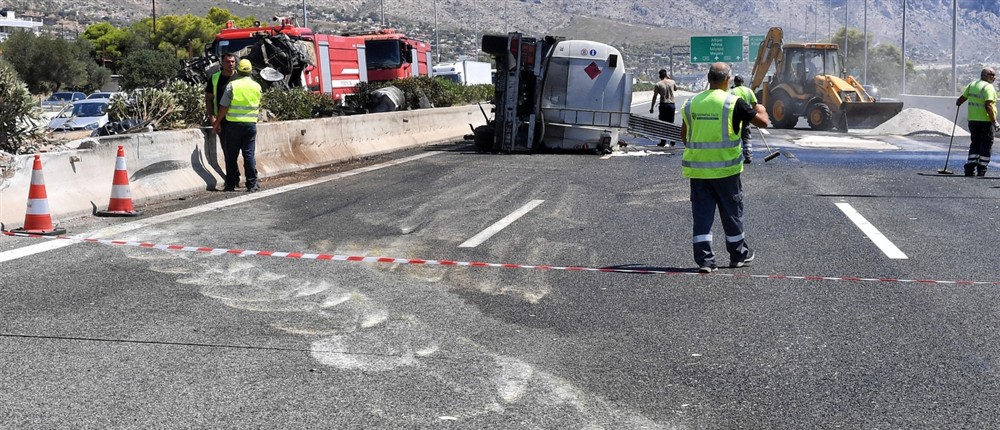 Κινέτα - βυτιοφόρο - φωτια Κινέτα - βυτιοφόρο - φωτια