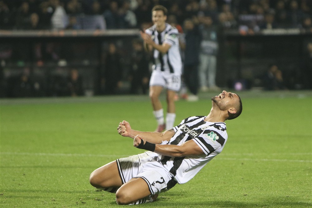 ΠΑΟΚ - ΓΙΟΥΝΓΚ ΜΠΟΙΣ