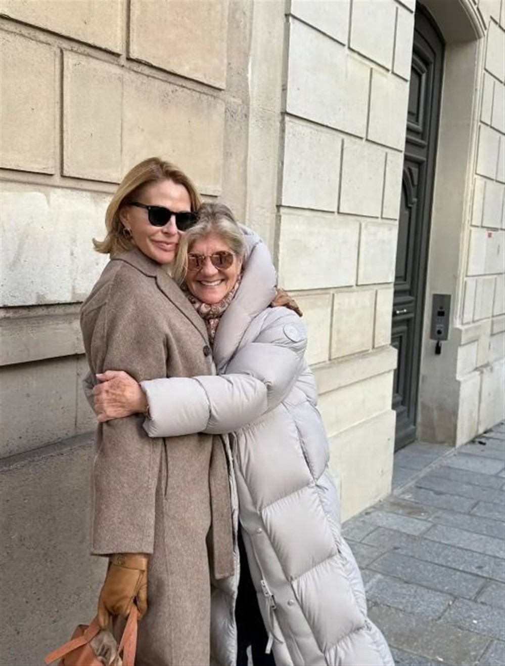 Τζένη Μπαλατσινού μητερα