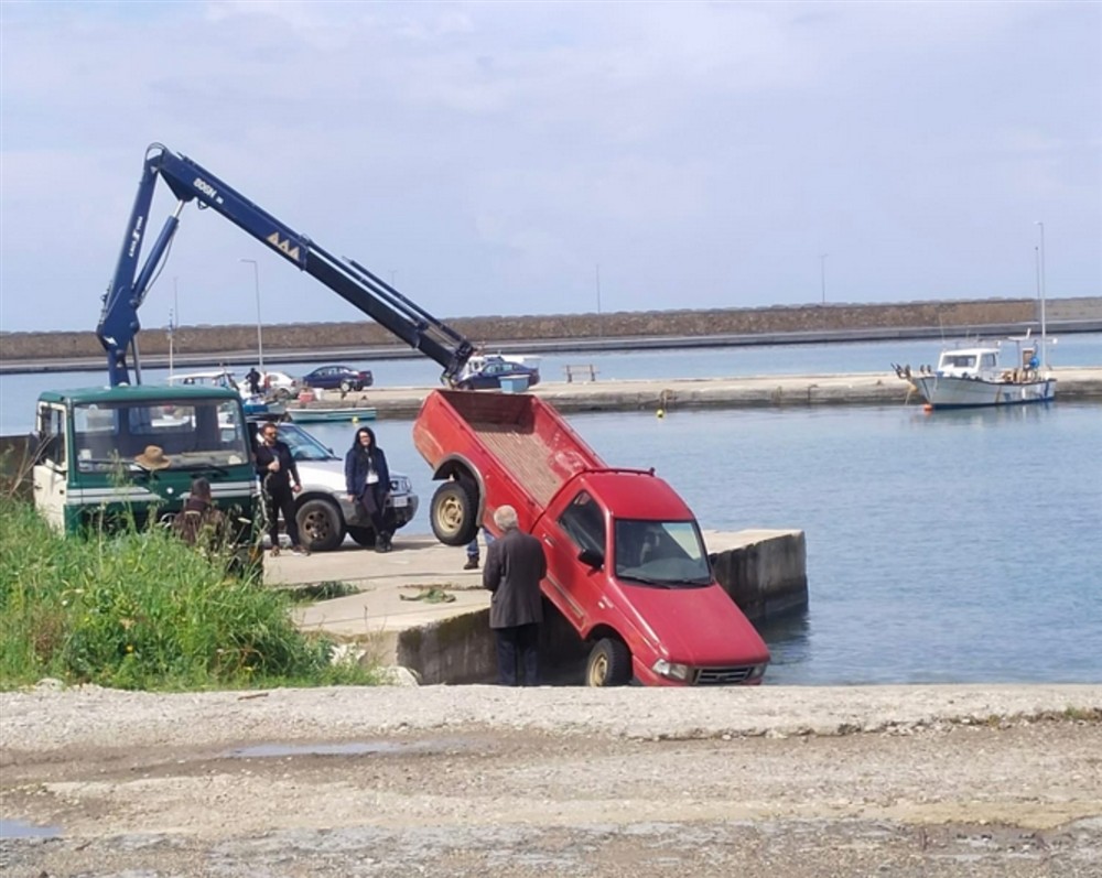 Κυπαρισσία - Λιμάνι - αυτοκίνητο - τροχαίο Κυπαρισσία - Λιμάνι - αυτοκίνητο - τροχαίο