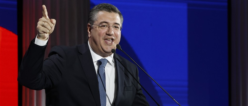 Απόστολος Τζιτζικωστας Απόστολος Τζιτζικωστας