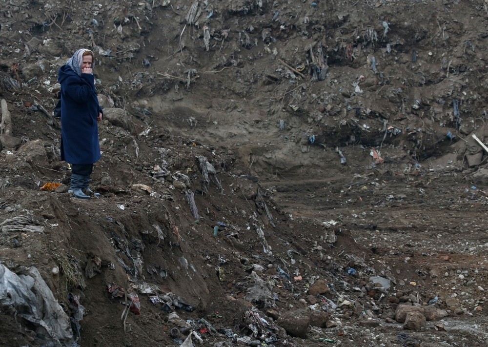 AP - Σρεμπρένιτσα - μαζικοί τάφοι AP - Σρεμπρένιτσα - μαζικοί τάφοι