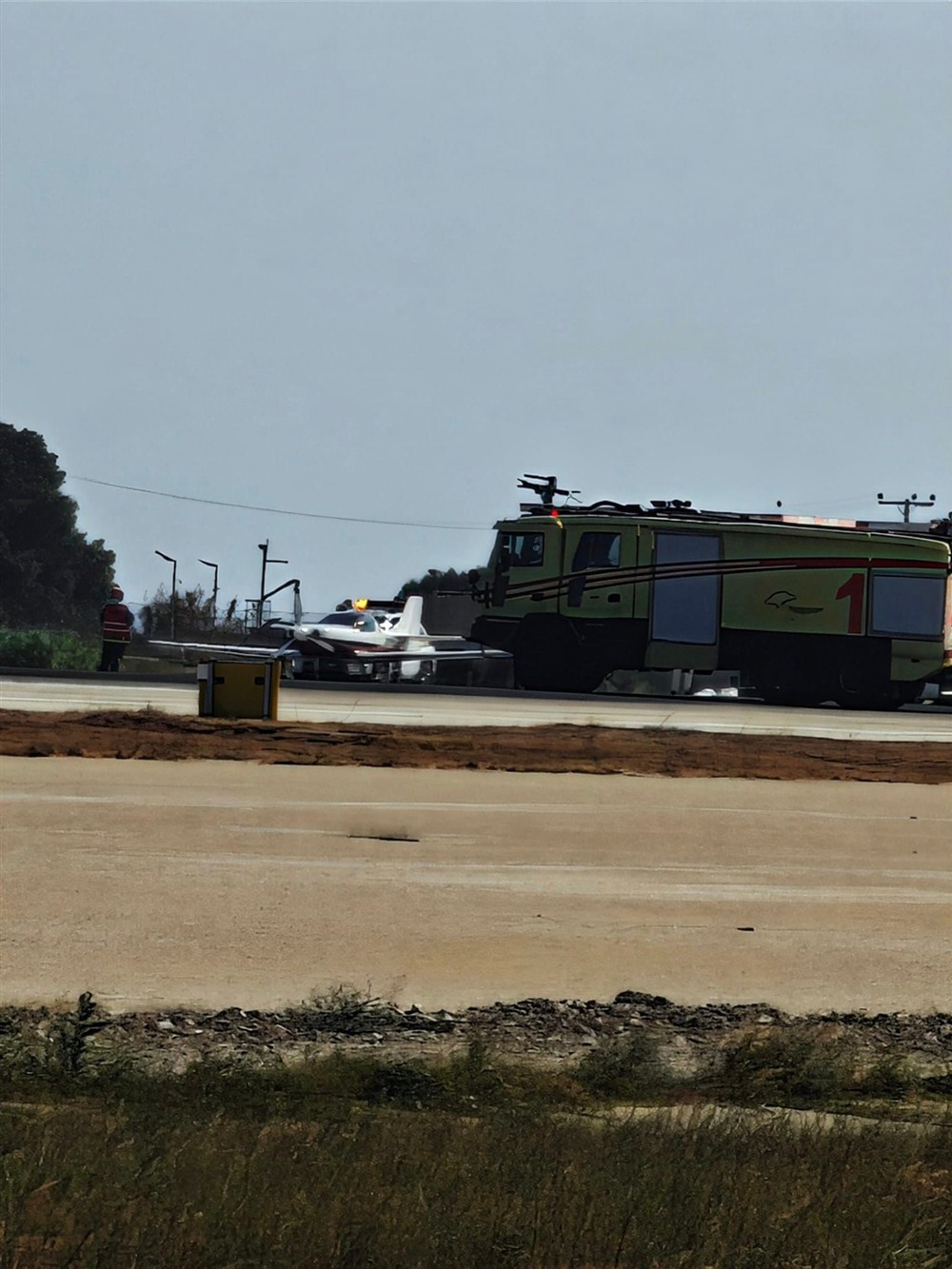 Ρόδος - αναγκαστική προσγείωση Ρόδος - αναγκαστική προσγείωση