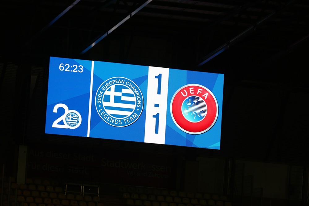 EURO 2004 LEGENDS - UEFA ALL STARS EURO 2004 LEGENDS - UEFA ALL STARS