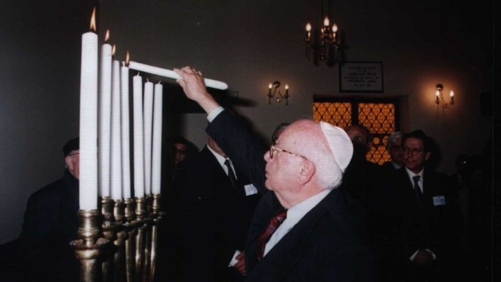 Ημέρα Μνήμης Ολοκαυτώματος - Ισάακ Ελιέζερ