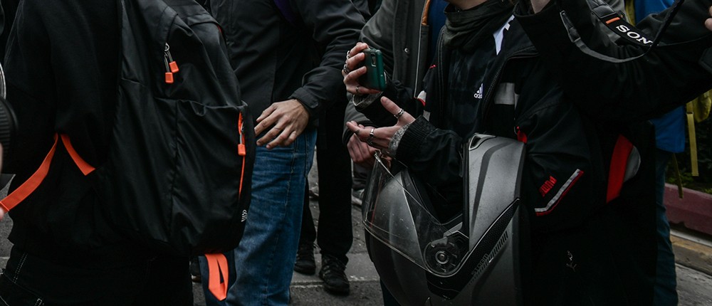 Βία ανηλίκων