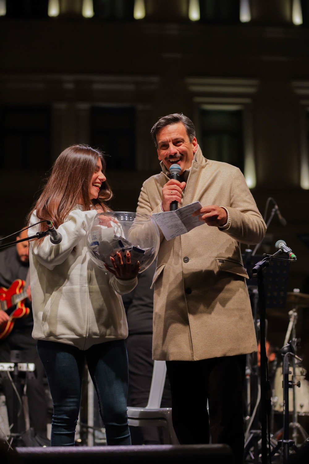 ΔΗΜΟΤΙΚΟ ΑΘΗΝΑΙΚΟ ΠΑΝΗΓΥΡΙ παρέα με τη ΦΙΞ ΕΛΛΑΣ