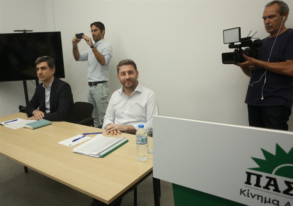 ΠΑΣΟΚ - Πολιτικο Συμβουλιο - Κοινοβουλευτική Ομάδα ΠΑΣΟΚ - Πολιτικο Συμβουλιο - Κοινοβουλευτική Ομάδα