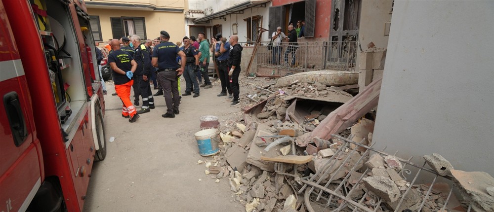 Ιταλία - κατάρρευση κτηρίου Ιταλία - κατάρρευση κτηρίου