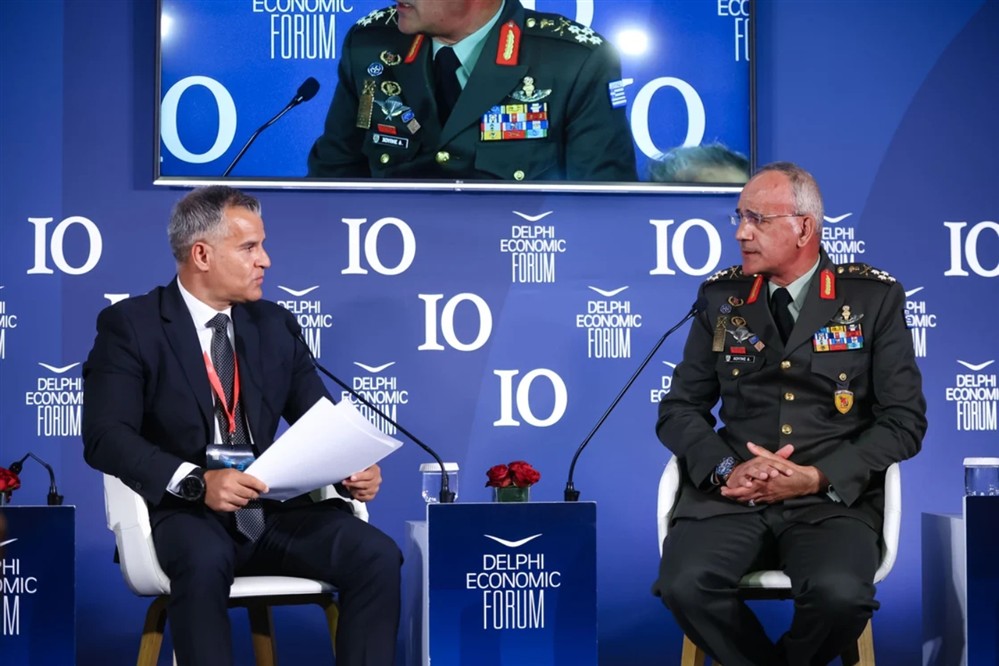 Αρχηγός ΓΕΕΘΑ - Δημήτριος Χούπης Αρχηγός ΓΕΕΘΑ - Δημήτριος Χούπης