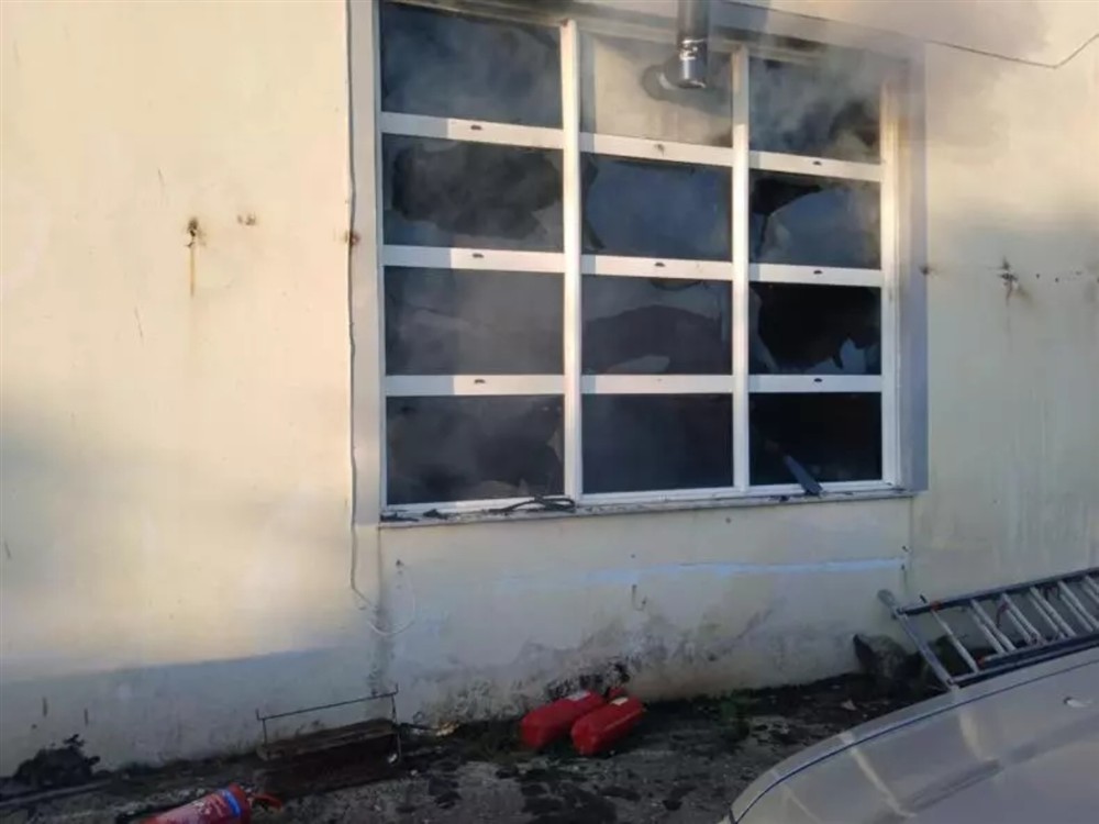 Λέσβος - φωτιά - σουπερ μαρκετ Λέσβος - φωτιά - σουπερ μαρκετ