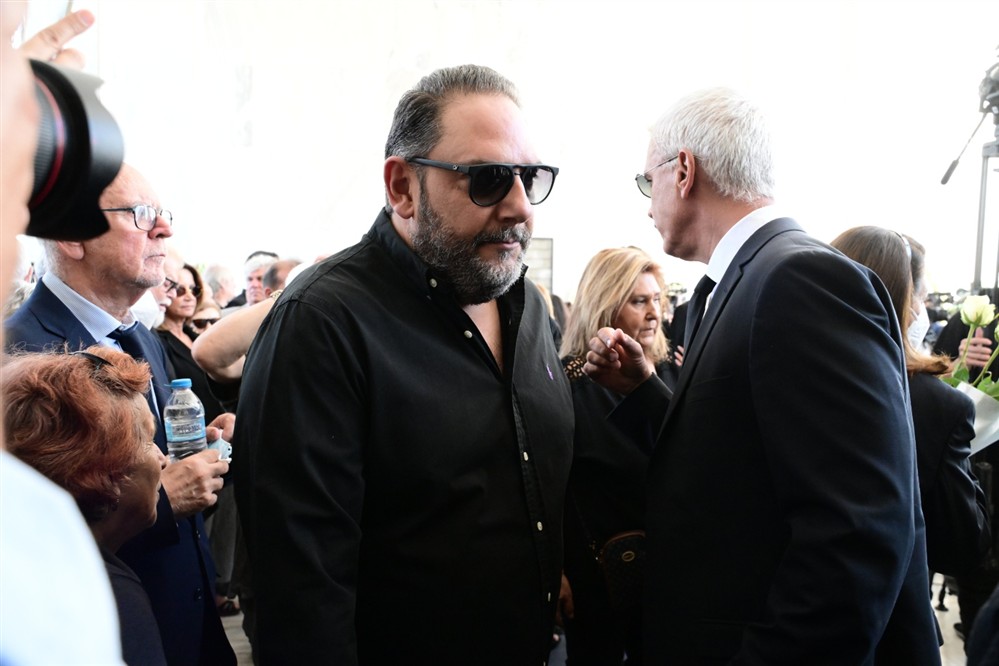 Μίμης Πλέσσας - κηδεία Μίμης Πλέσσας - κηδεία