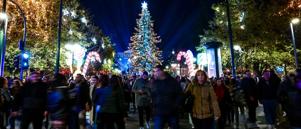 Χριστούγεννα - Αθήνα - χριστουγεννιάτικο δέντρο - Φωταγώγηση Χριστούγεννα - Αθήνα - χριστουγεννιάτικο δέντρο - Φωταγώγηση