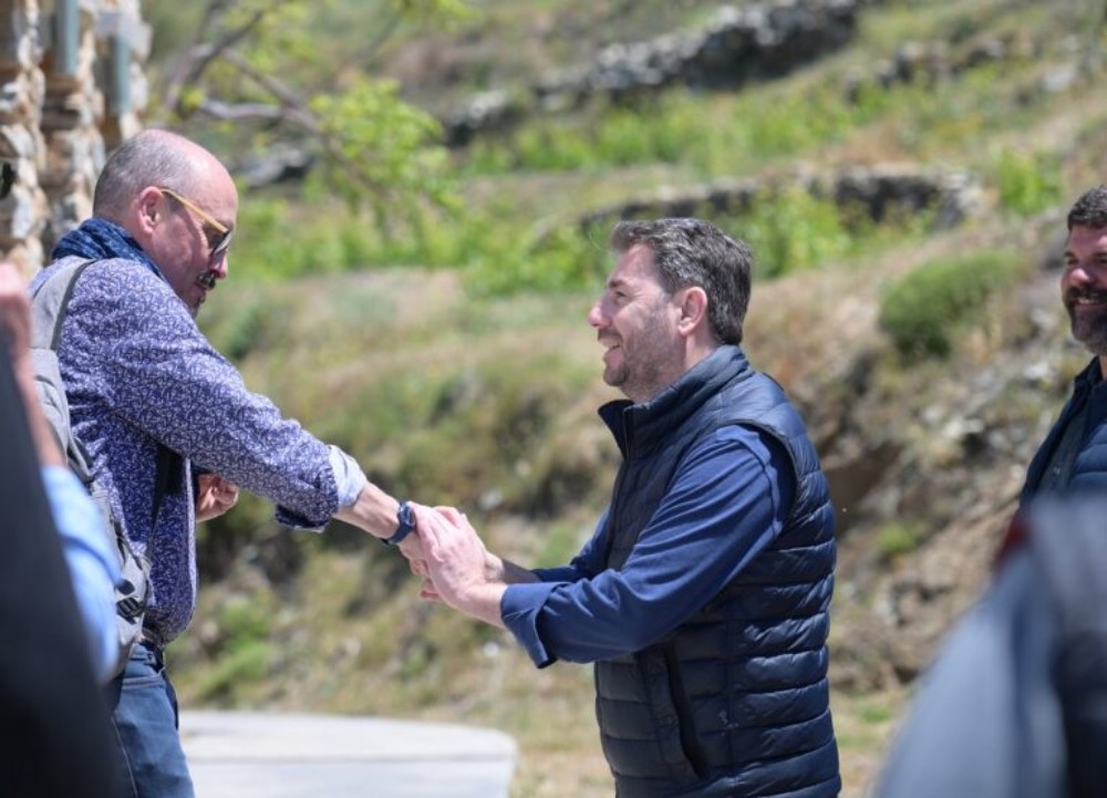 Ανδρουλακης σεφιφος Ανδρουλακης σεφιφος