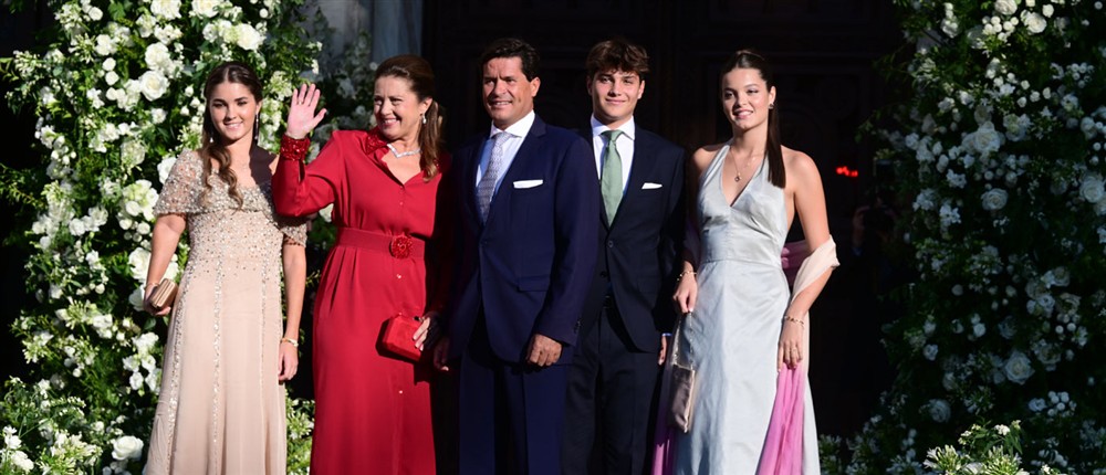 ΓΑΜΟΣ ΘΕΟΔΩΡΑΣ ΓΛΥΞΜΠΟΥΡΓΚ - ΜΑΘΙΟΥ ΚΟΥΜΑΡ ΓΑΜΟΣ ΘΕΟΔΩΡΑΣ ΓΛΥΞΜΠΟΥΡΓΚ - ΜΑΘΙΟΥ ΚΟΥΜΑΡ