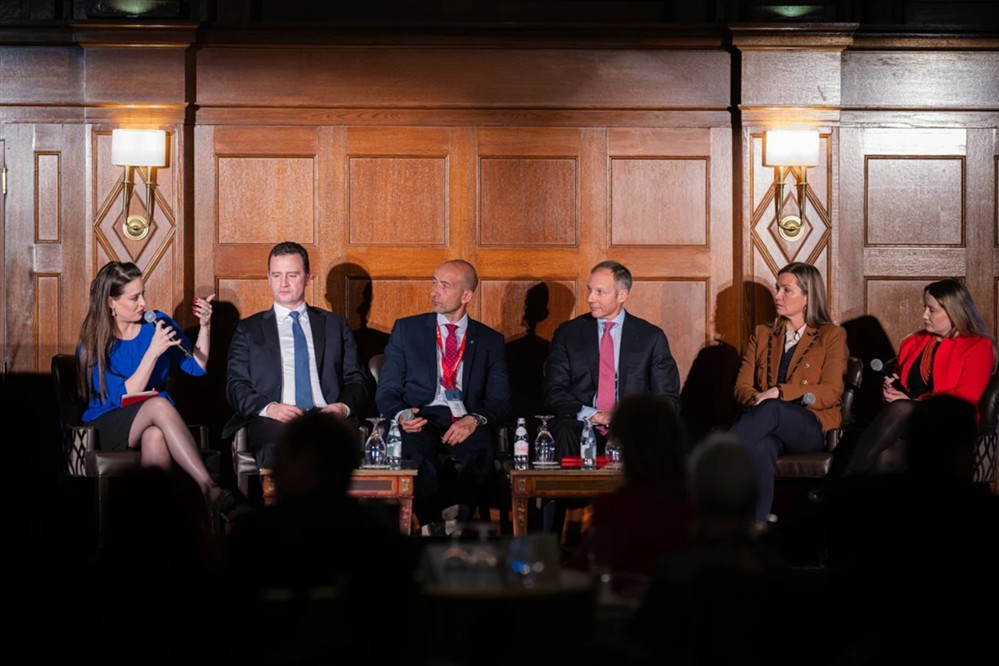 Τζέφρι Πάιατ - 6ο Φόρουμ Δελφών Τζέφρι Πάιατ - 6ο Φόρουμ Δελφών