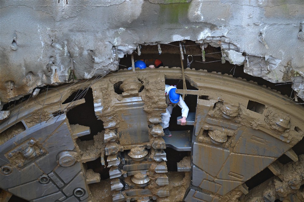 Μετροπόντικας Αθηνά - Γραμμή 4 Μετρό Μετροπόντικας Αθηνά - Γραμμή 4 Μετρό