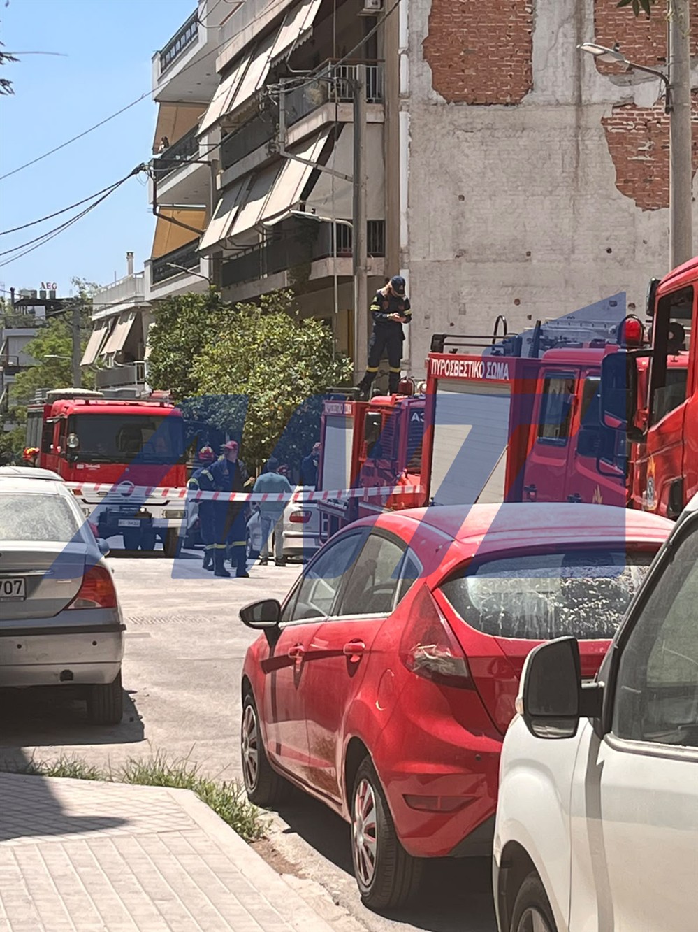 Πετραλωνα - καταρρευση