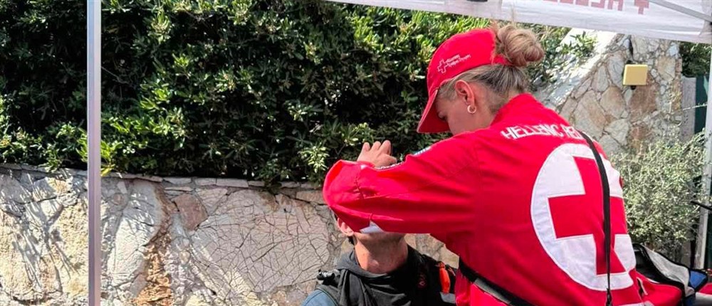 Ελληνικός Ερυθρός Σταυρός στην πρώτη γραμμή στα πύρινα μέτωπα σε Θεσσαλονίκη