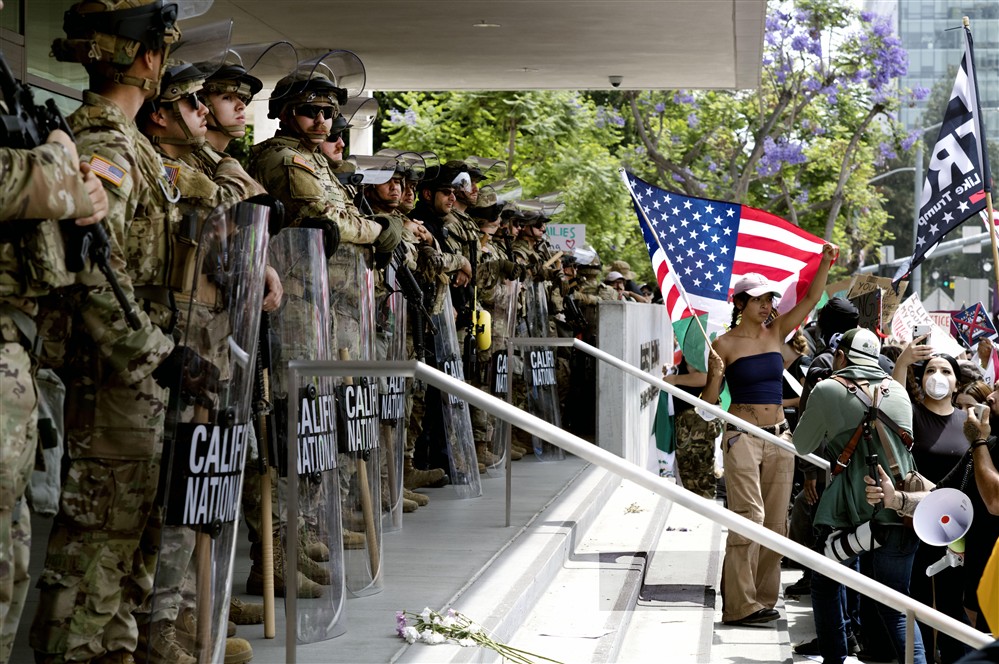 Εθνοφρουρά - Λος Άντζελες