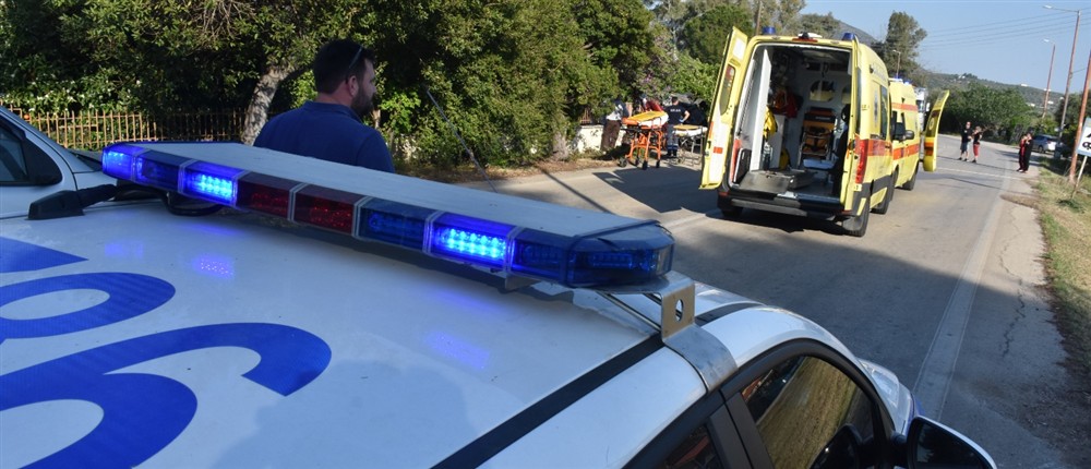 Περιπολικό - Ασθενοφόρο Περιπολικό - Ασθενοφόρο