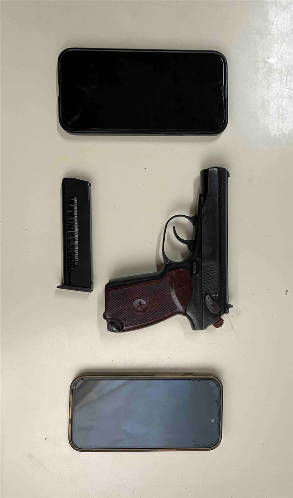 Κρήτη - δενδρύλλια - κανναβης Κρήτη - δενδρύλλια - κανναβης