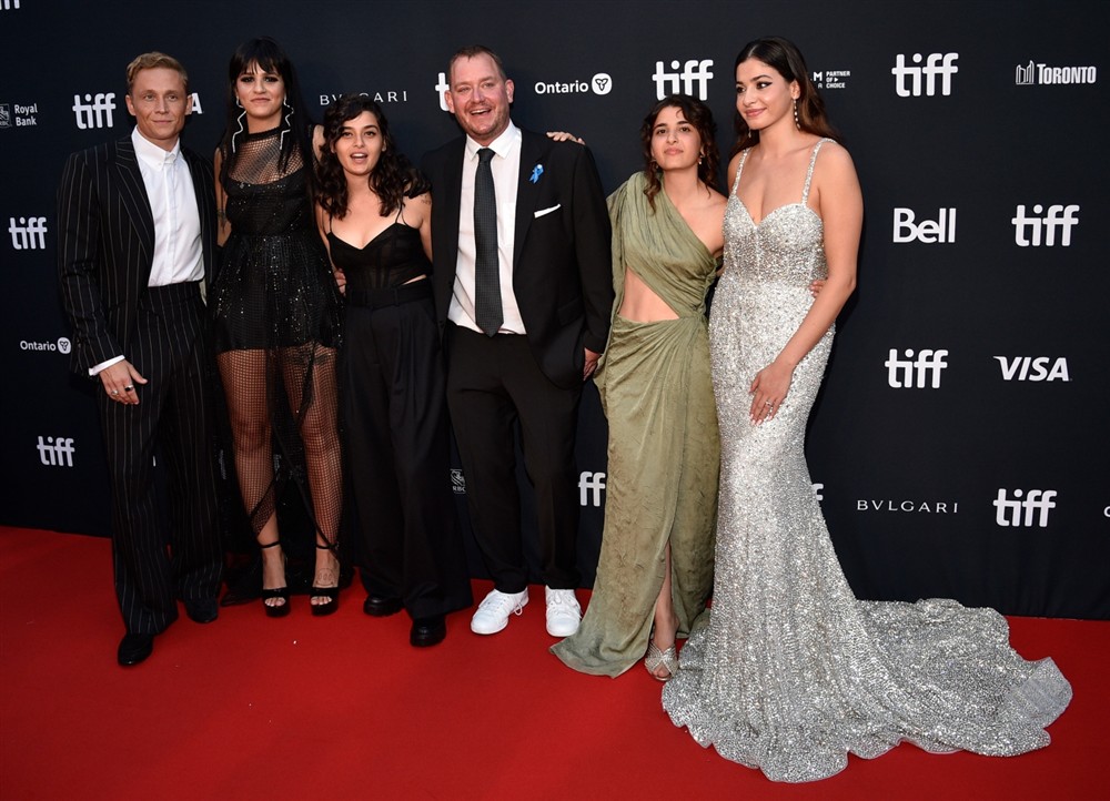 Σάρα Μαρντίνι - Γιούσρα Μαρντίνι Σάρα Μαρντίνι - Γιούσρα Μαρντίνι