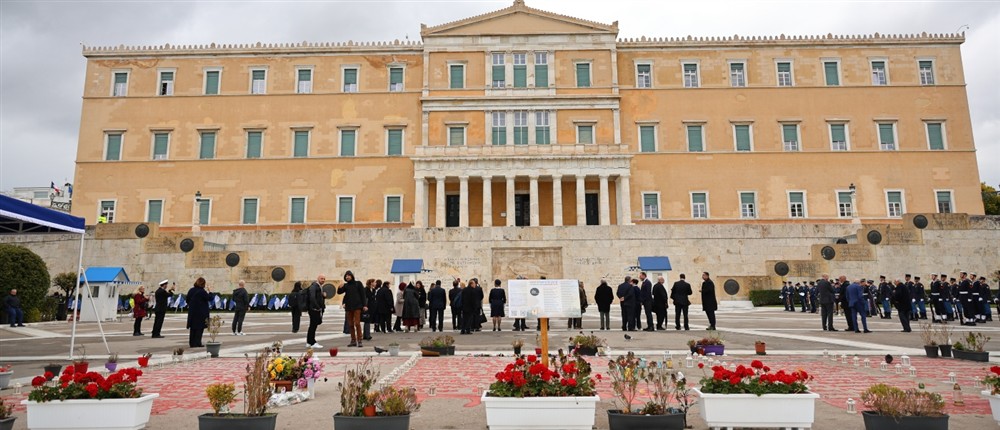 μαθητικη - παρελαση - 25 μαρτιου