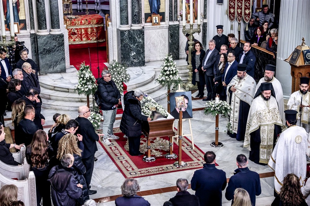 Κηδεία - Μανώλη - Λιδάκη - τραγουδιστής