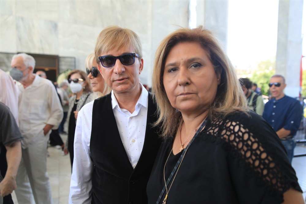 Μίμης Πλέσσας - κηδεία Μίμης Πλέσσας - κηδεία