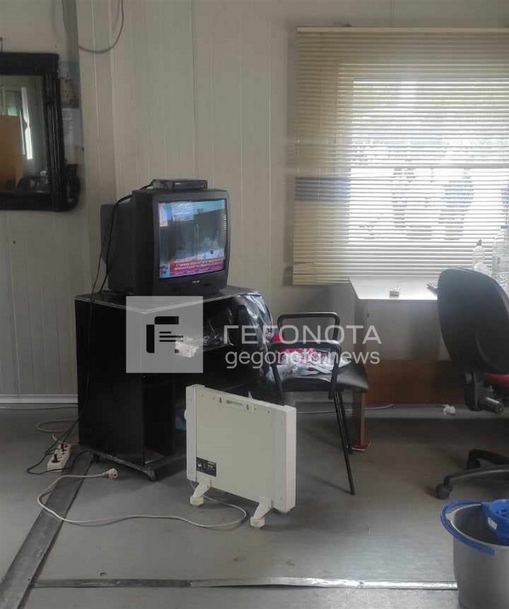 Βόλος - σχολικος φύλακας - κοντεινερ Βόλος - σχολικος φύλακας - κοντεινερ