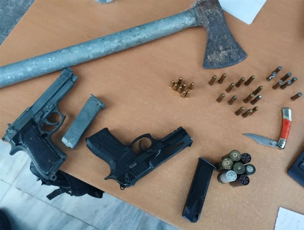 ΘΕΣΣΑΛΟΝΙΚΗ - ΑΠΕΙΛΗ - ΟΠΛΟΣΤΑΣΙΟ