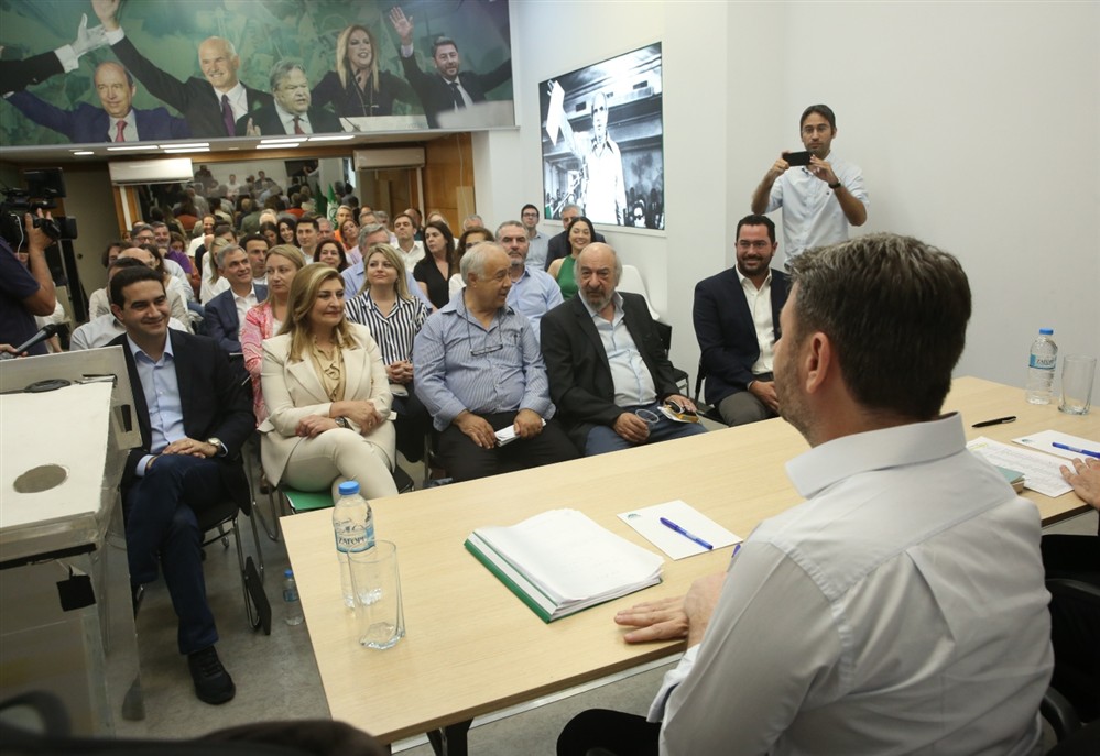 ΠΑΣΟΚ - Πολιτικο Συμβουλιο - Κοινοβουλευτική Ομάδα ΠΑΣΟΚ - Πολιτικο Συμβουλιο - Κοινοβουλευτική Ομάδα