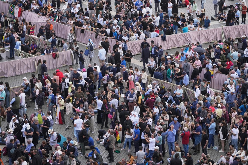 Βατικανό - Κονκλάβιο - Ιταλία - Καπνός