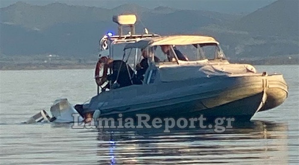 Μώλος - αλιευτικό - σκάφος