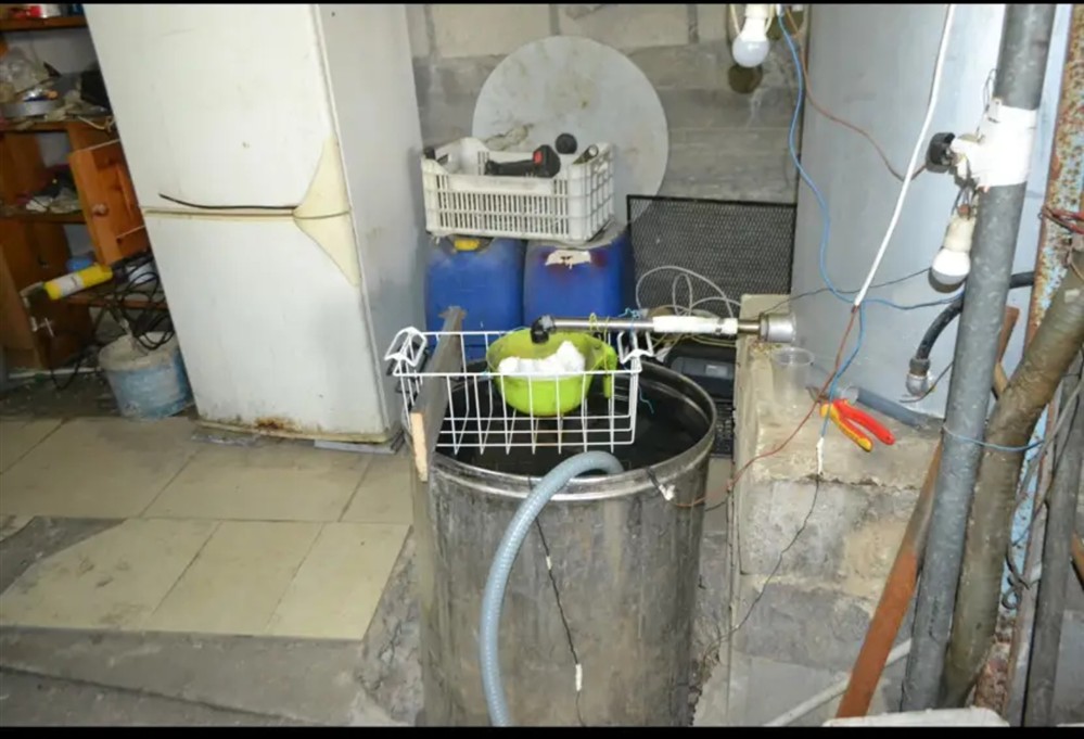 Κρήτη - Σπείρα - Παράνομο αλκοό Κρήτη - Σπείρα - Παράνομο αλκοό