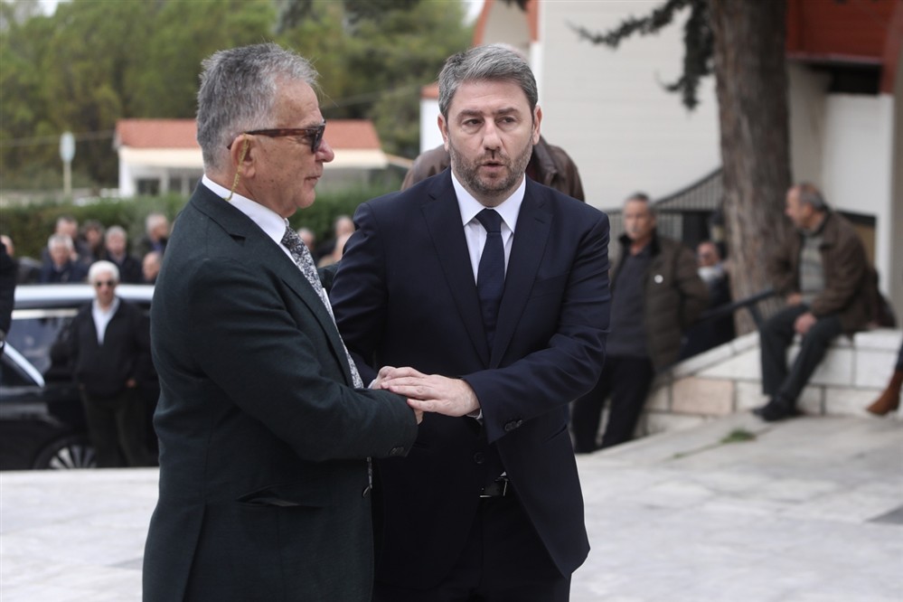 Νίκος Σαργκάνης - Κηδεία Νίκος Σαργκάνης - Κηδεία