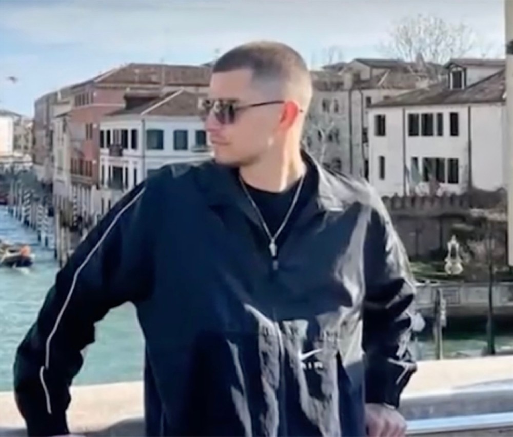 Λάρισα - Πυροσβέστης - Τοίχος Λάρισα - Πυροσβέστης - Τοίχος