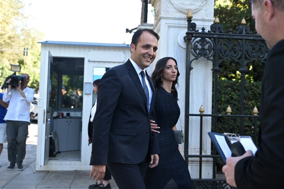 Βουλή - Ανασχηματισμός - Υπουργικό - ΟΠΕΚΕΠΕ - Πλεύρης - Μητσοτάκης - Θεοχάρης - Ανδριανός - Δερμεντζόπουλος.