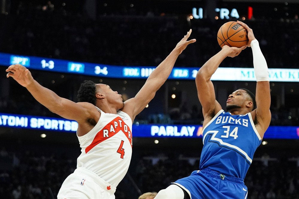 Αντετοκούνμπο - Μπακς - Ράπτορς