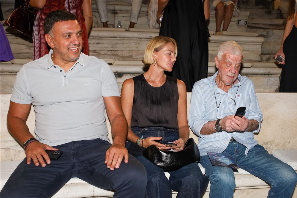 Τζένη Μπαλατσινού Τζένη Μπαλατσινού